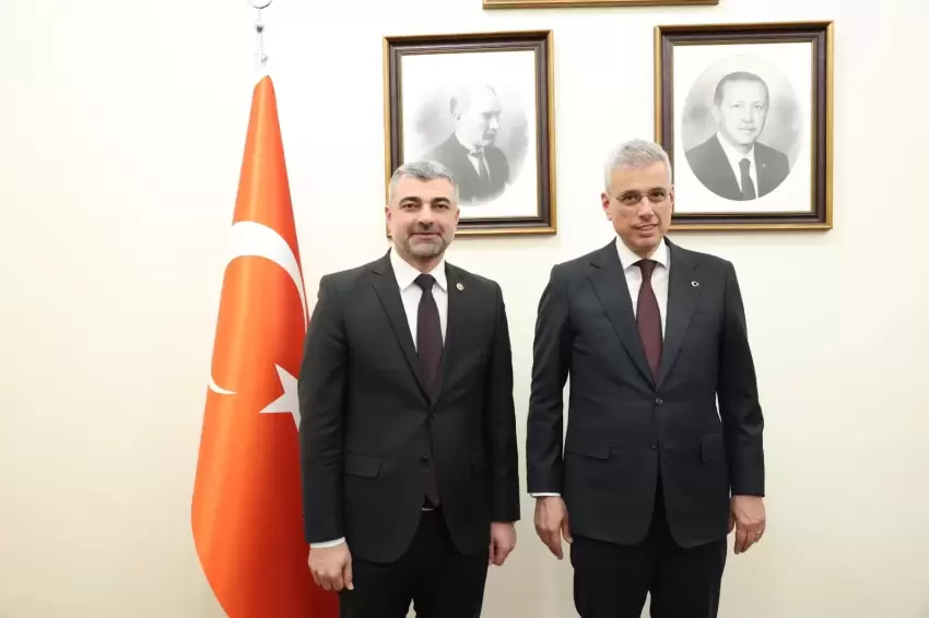 Milletvekili Kılıçtan Sağlık Bakanı Memişoğluna ziyaret