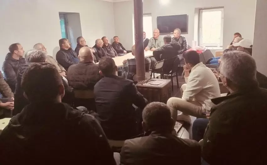 Ören Muhtarı Severden yasaklı madde toplantısı