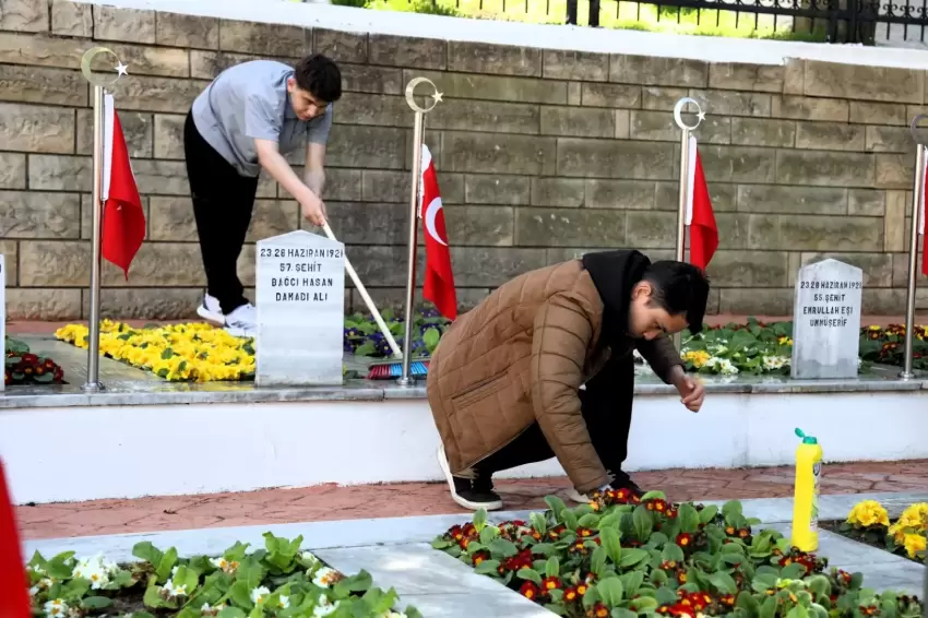 Kutül Amare şehitleri İzmitte dualarla anıldı