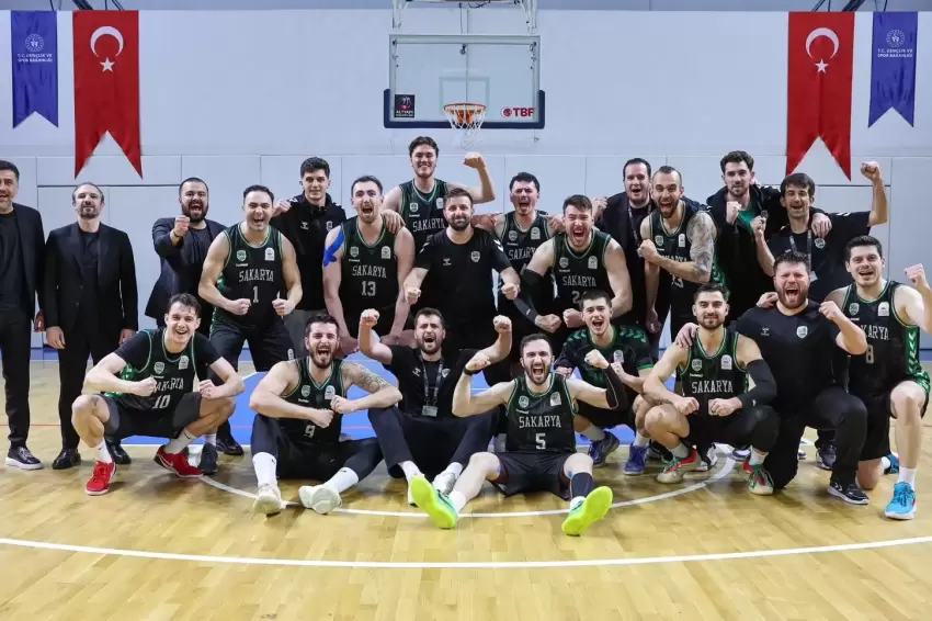 Sakarya Büyükşehir Basketbol şampiyonluk kupası için parkeye çıkıyor