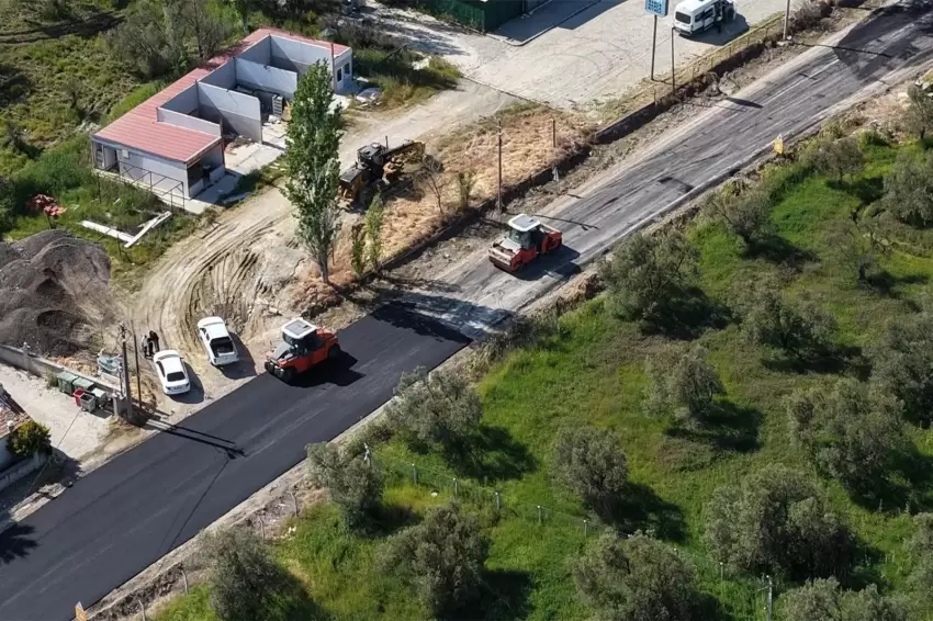 Balıkesir'de Karaağaç-Artur Yolu yaz sezonuna hazırlanıyor