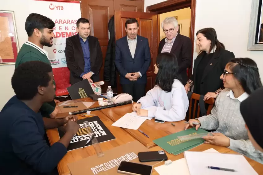 Konya Karatayda 48 ülkeden öğrenciler sanatla buluştu