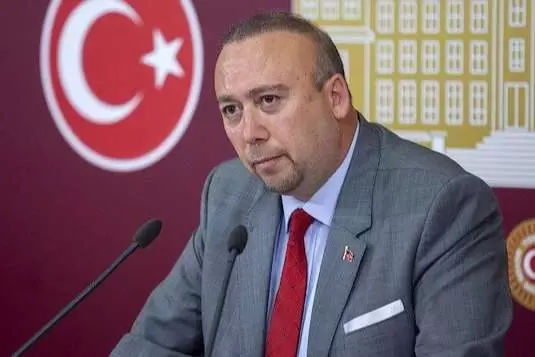 CHP Özkan Yalımı ihraç etti