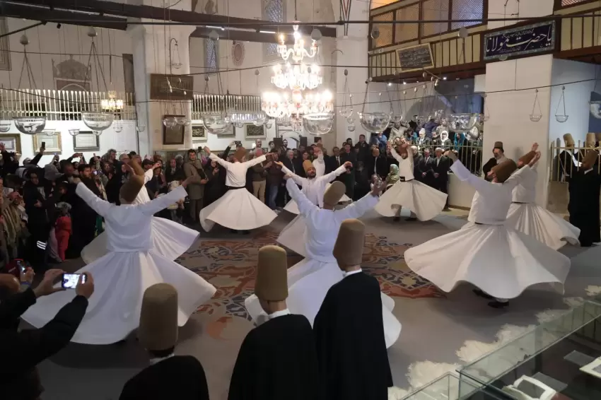 Hz. Mevlananın Konyaya gelişinin 798. yılı kutlanıyor