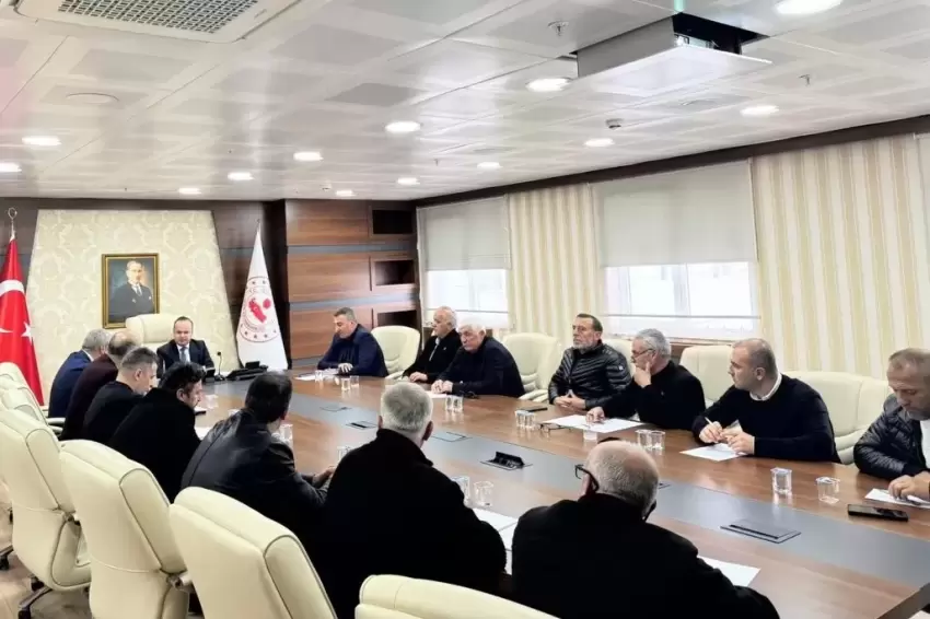 Artvin Hopada Köylere Hizmet Götürme Birliği toplandı