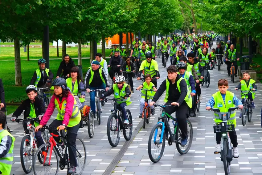 Sakaryada pedallar güvenli ulaşıma çevriliyor