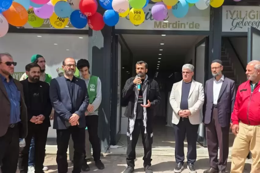 Mardin İHHnin yeni yerine dualı açılış