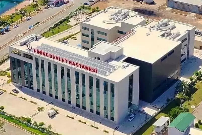 Antalyada hemşireye verilen görev yerini terk cezası mahkemeden döndü