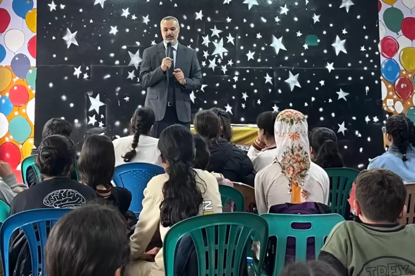 Bismilde öğrencilere Başarıda Arkadaş Seçimi konferansı