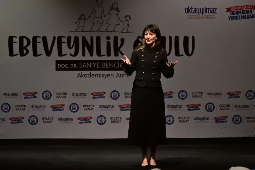 Akademisyen Anne Bursada Yıldırımlılarla buluştu