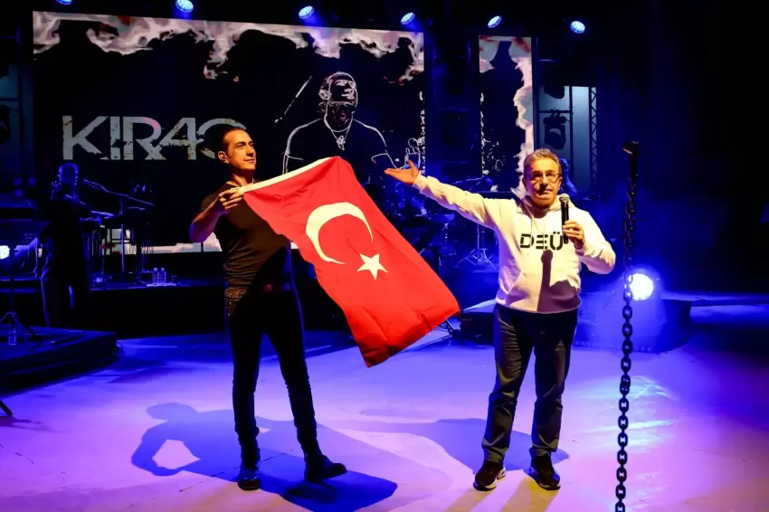 DEÜFeste 15 bin katılımlı coşku