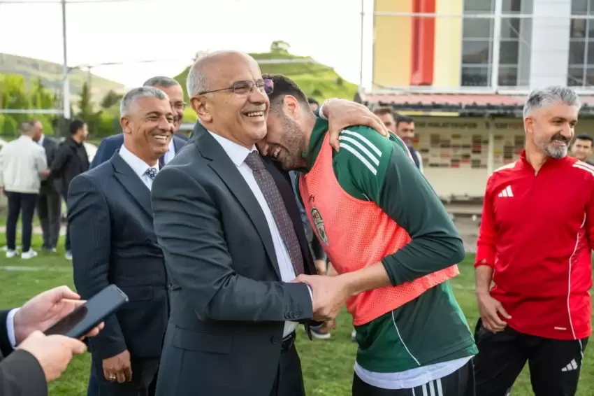 Malatya futboluna BaÅŸkan Erden moral desteÄŸi