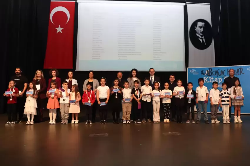 Bursa Nilüferde kitap kurtları ödüllendirildi