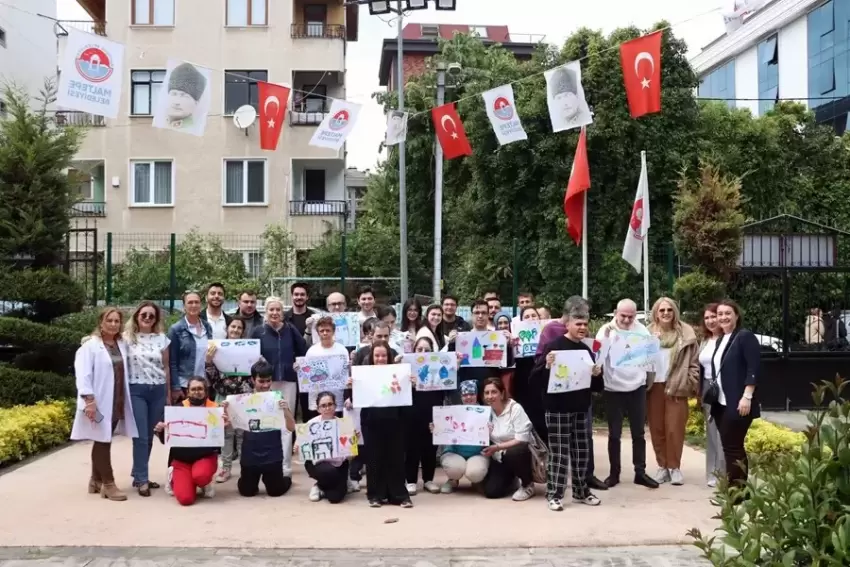 İstanbul Maltepede hayata sanat dokunuşu