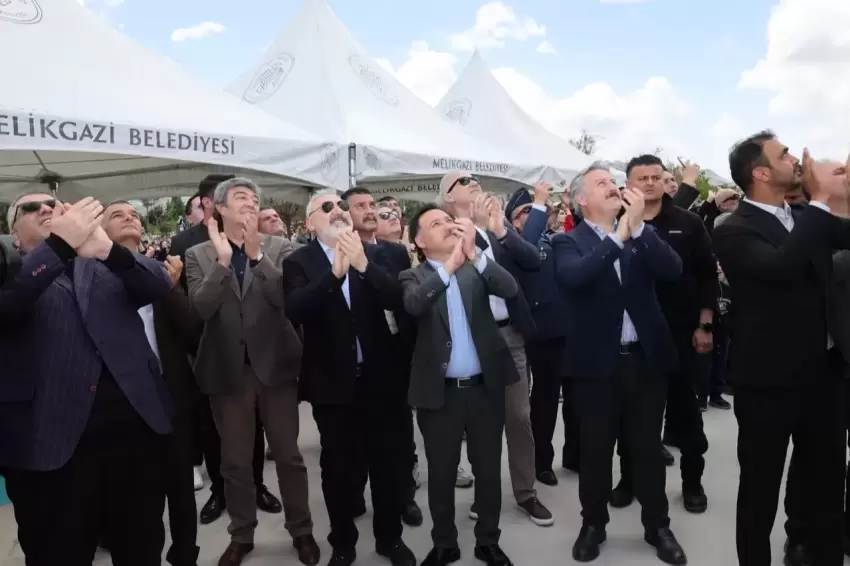 Kayseri Melikgazide 2nci Havacılık Festivali coşkusu