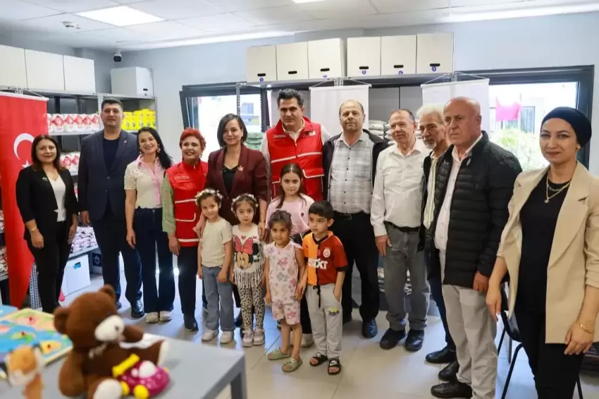 Karabağlarda Sosyal Marketin 2ncisi Çalıkuşunda