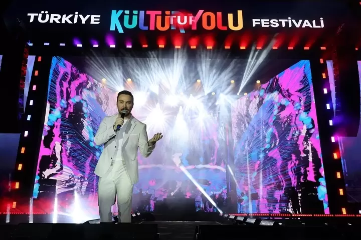 Türkler Geliyor ilk kez Eskişehirde seslendirildi