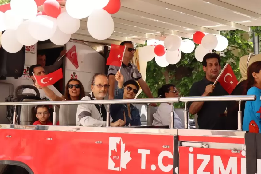 19 Mayısa özel İzmitte şehir turu