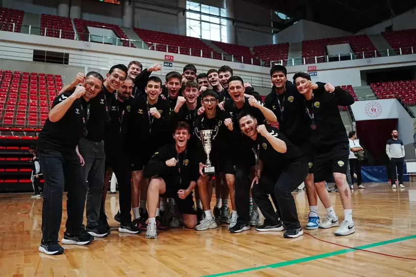 Konya Büyükşehir U16 Takımı Türkiye üçüncüsü