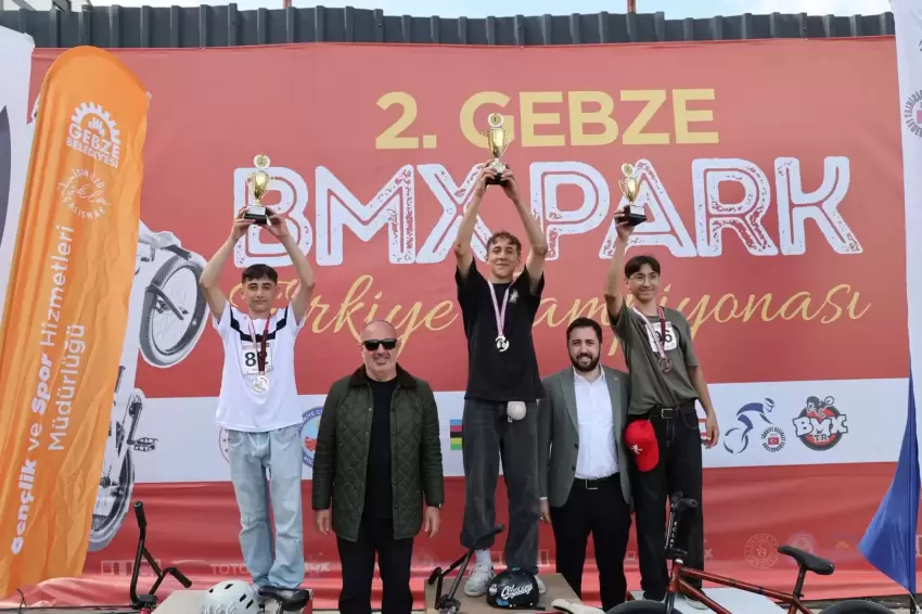 Gebzede BMX Park Türkiye Şampiyonası nefes kesti