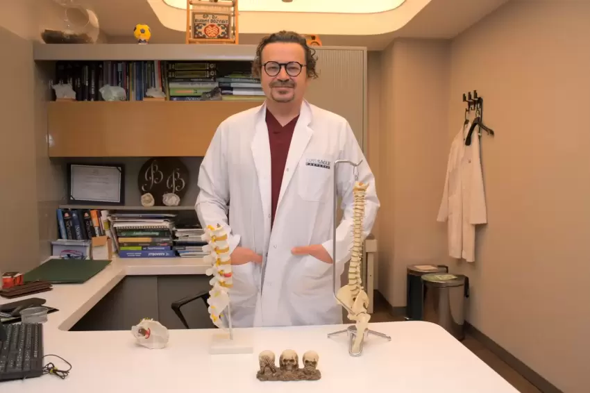 Hareketsiz yaşam boyun ağrılarını tetikliyor
