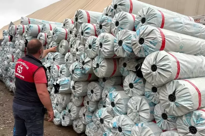 Seraları zarar gören üreticilere Kocaeliden destek