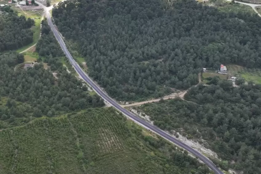 Manisa kırsalı sıcak asfaltla buluşturuyor