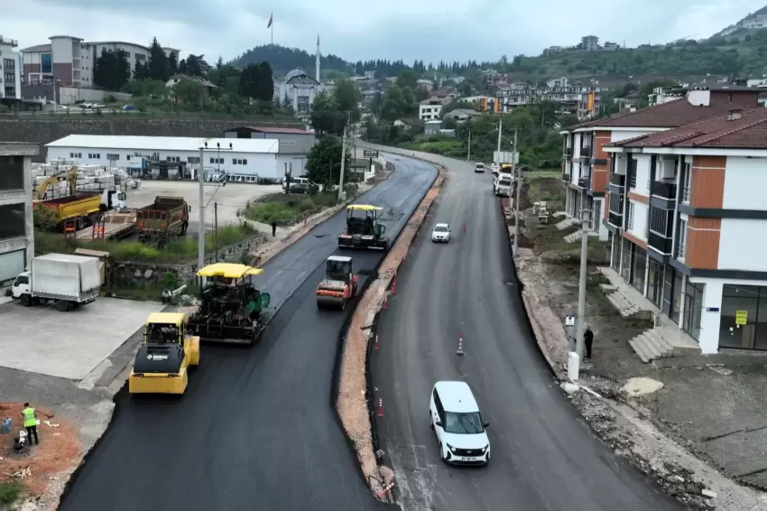 Büyükşehirle yollar genişliyor, trafik rahatlıyor