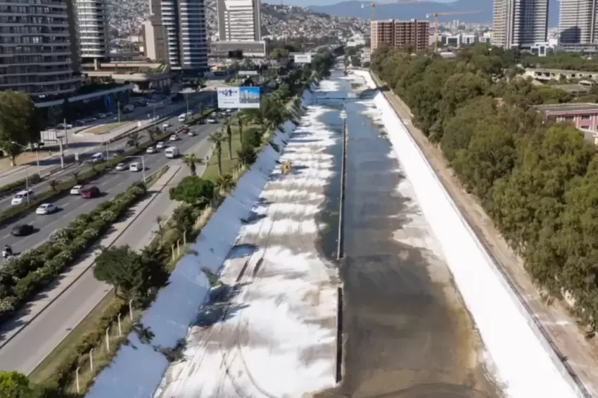İzmirin dere yataklarında kesintisiz mesai