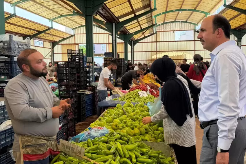 Konyada Başkan Altaydan esnaf ve vatandaş ziyareti