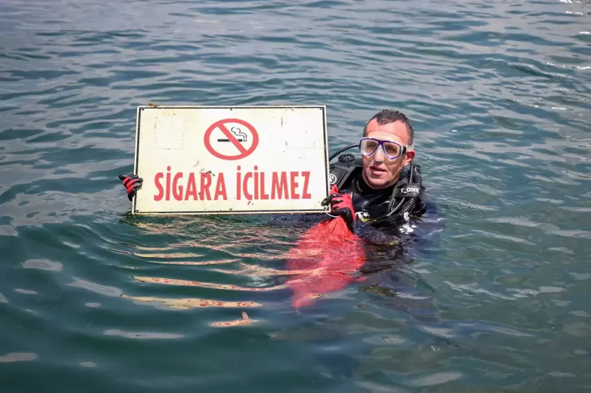 Denize bakın neler atmışlar