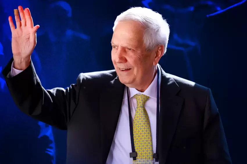 Fenerbahçede 8 yıl aradan sonra yeniden Aziz Yıldırım dönemi