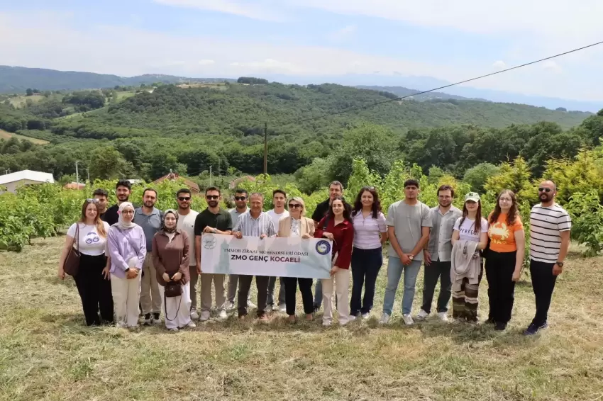 KOÜ öğrencileri İpekböceği Kozaevinde üretim sürecini yerinde inceledi
