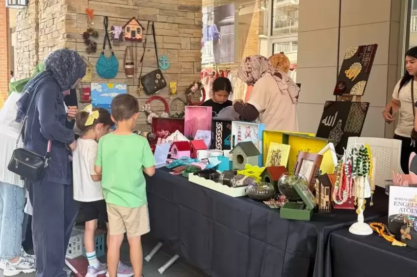 Sakaryada Engelsiz Hobi Atölyesi öğrencileri Cadde54te sergi açtı