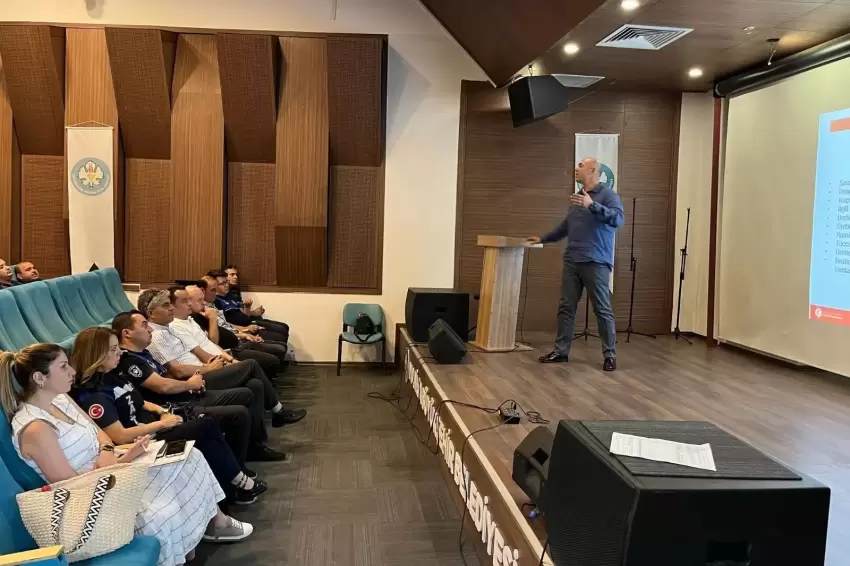 Manisada hal personeline mevzuat ve denetim eğitimi
