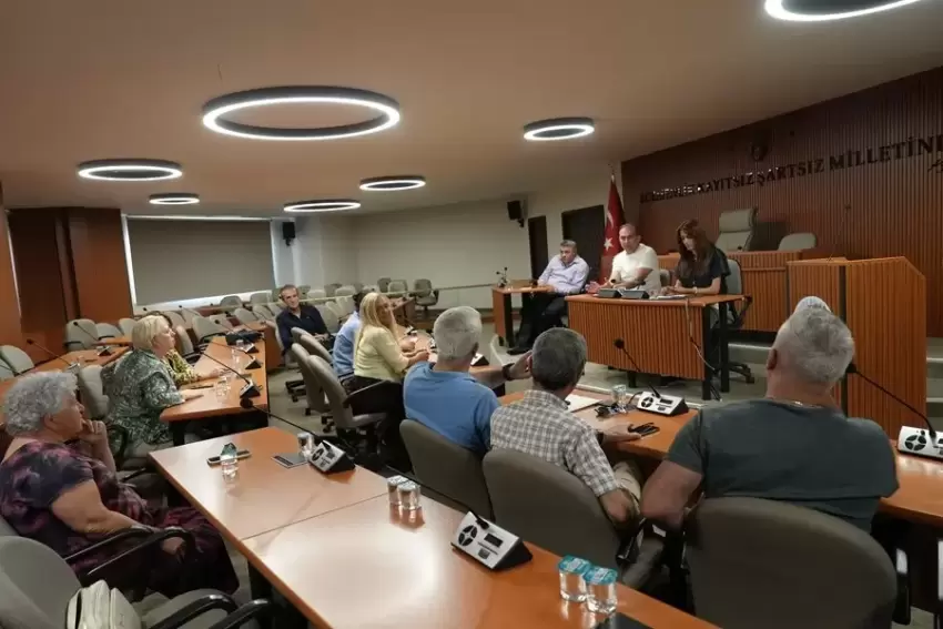 İstanbul Maltepede muhtarlarla buluşma devam ediyor