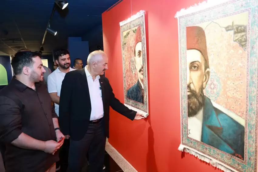 Kocaeli Gebzede ‘Modern Yansımalar sergisi