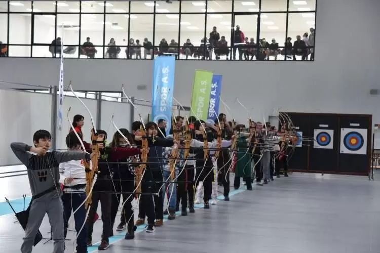 Kayseride spor okullarında yaz dönemi başladı