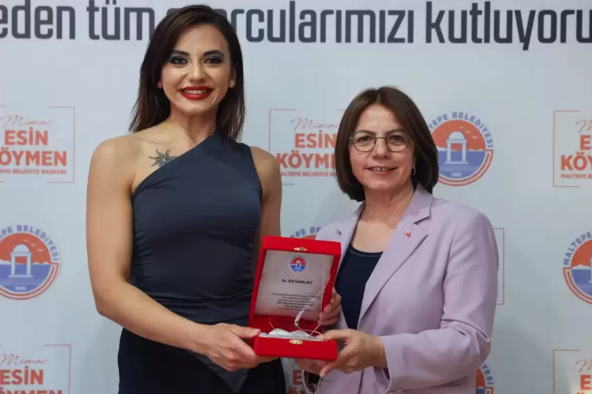 İstanbul Maltepede Başkan Köymen başarılı sporcularla buluştu
