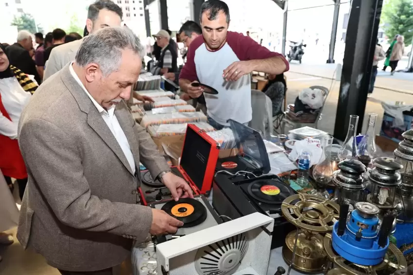 Kayseri Talaslı antikacılar yaz ayını karşılıyor