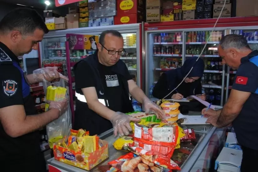 Şanlıurfada tarihi geçmiş ürünlere geçit yok