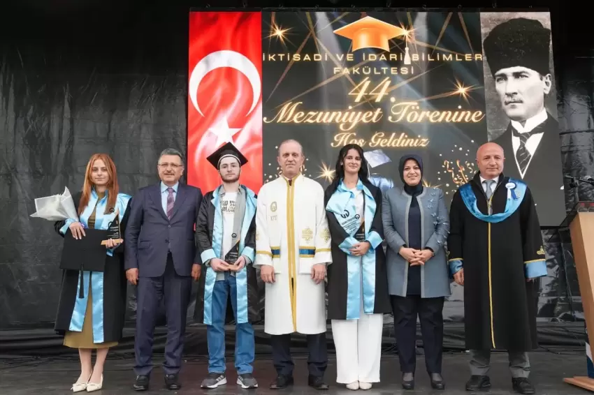 Trabzonda mezuniyet coşkusu