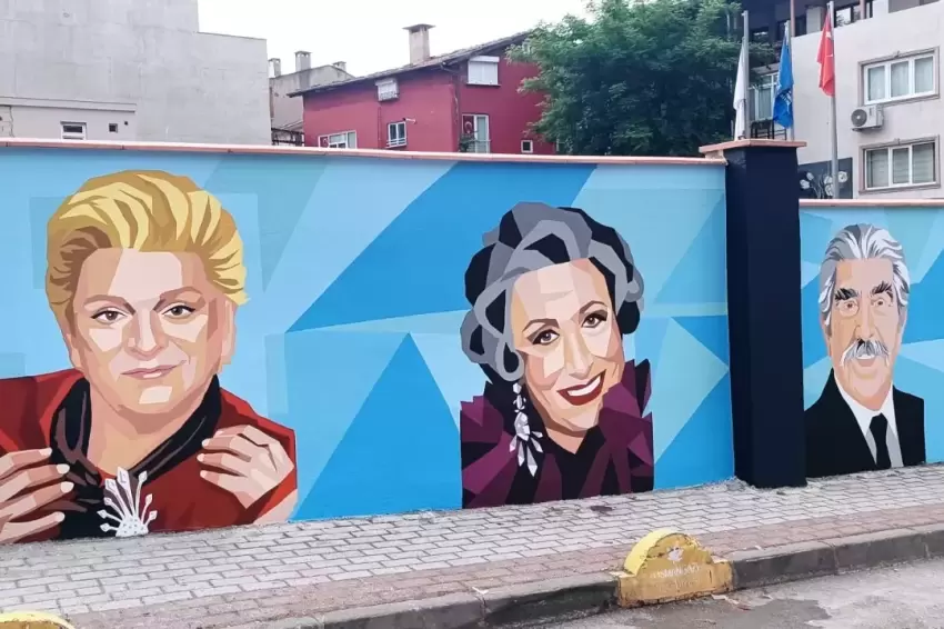 Bursanın duvarlarında sanatsal buluşma