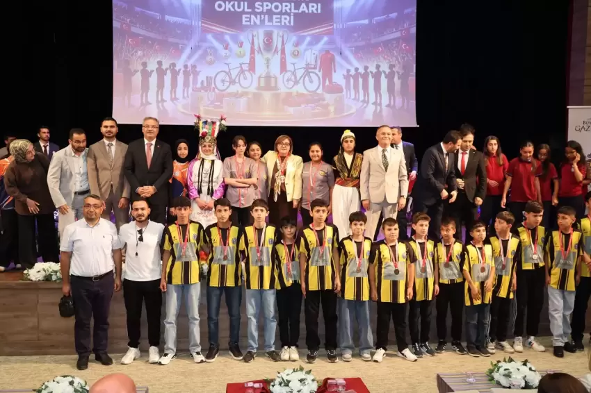Gaziantepte Okul Sporları Enleri ödüllendirildi