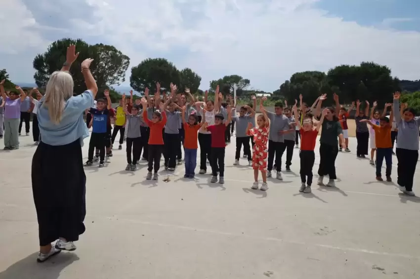 İzmirde okullarda aktif yaşam eğitimi