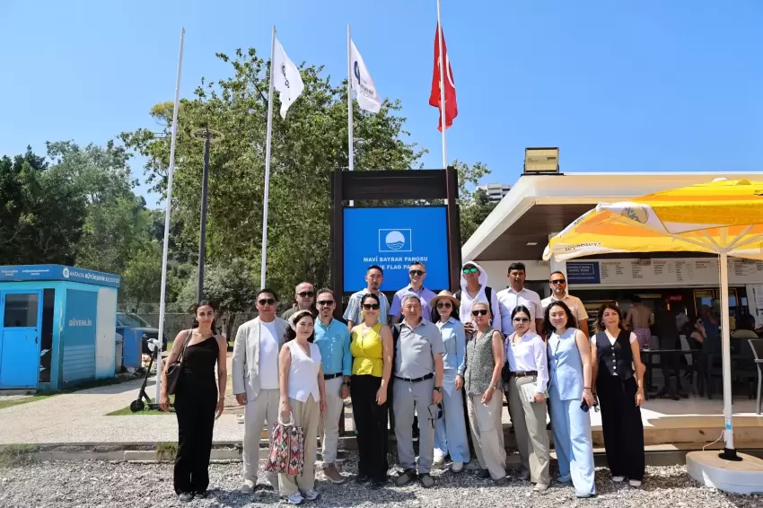 Kırgız heyet Antalyanın mavi bayraklı plajlarını inceledi