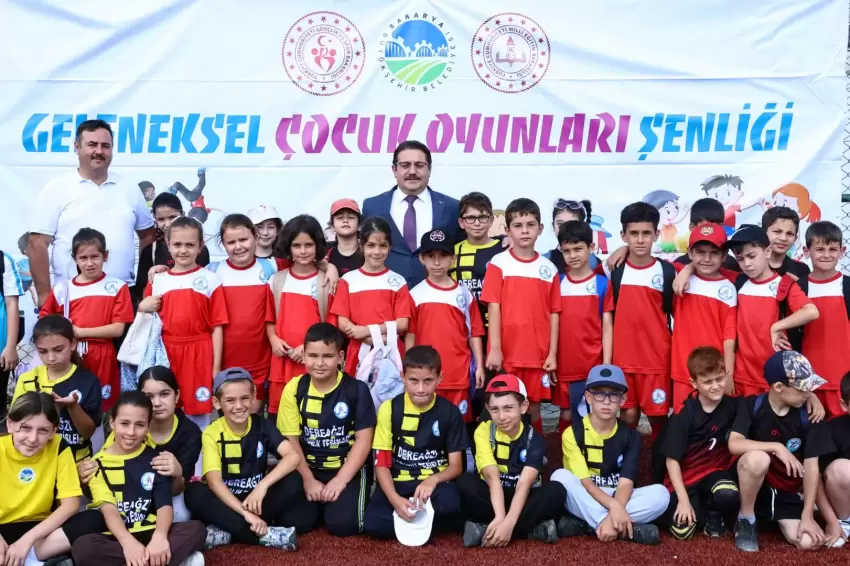 Sakaryada Geleneksel Çocuk Oyunları Şenliği büyük ilgi gördü