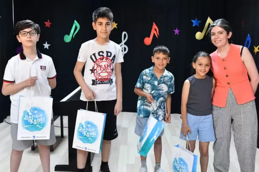 Çocuk Kültür Evinde Yılın Kitap Kurtları seçildi