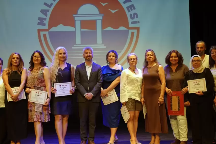 İstanbulda Mahallemizin Kadınları Sinema Yapıyor projesinin yeni filmleri beğeni topladı