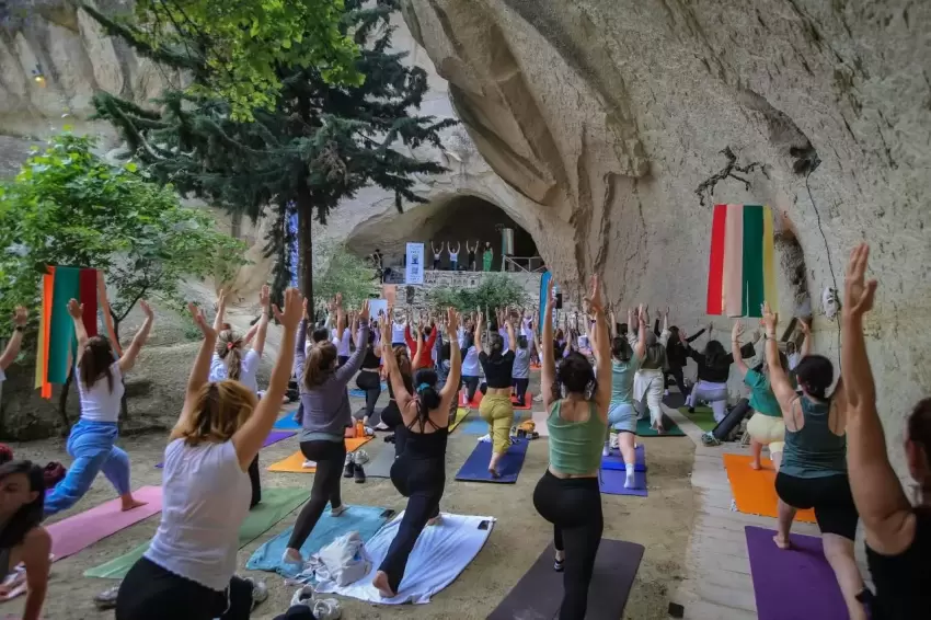 Kapadokyanın ilk Yoga Festivaline büyük ilgi